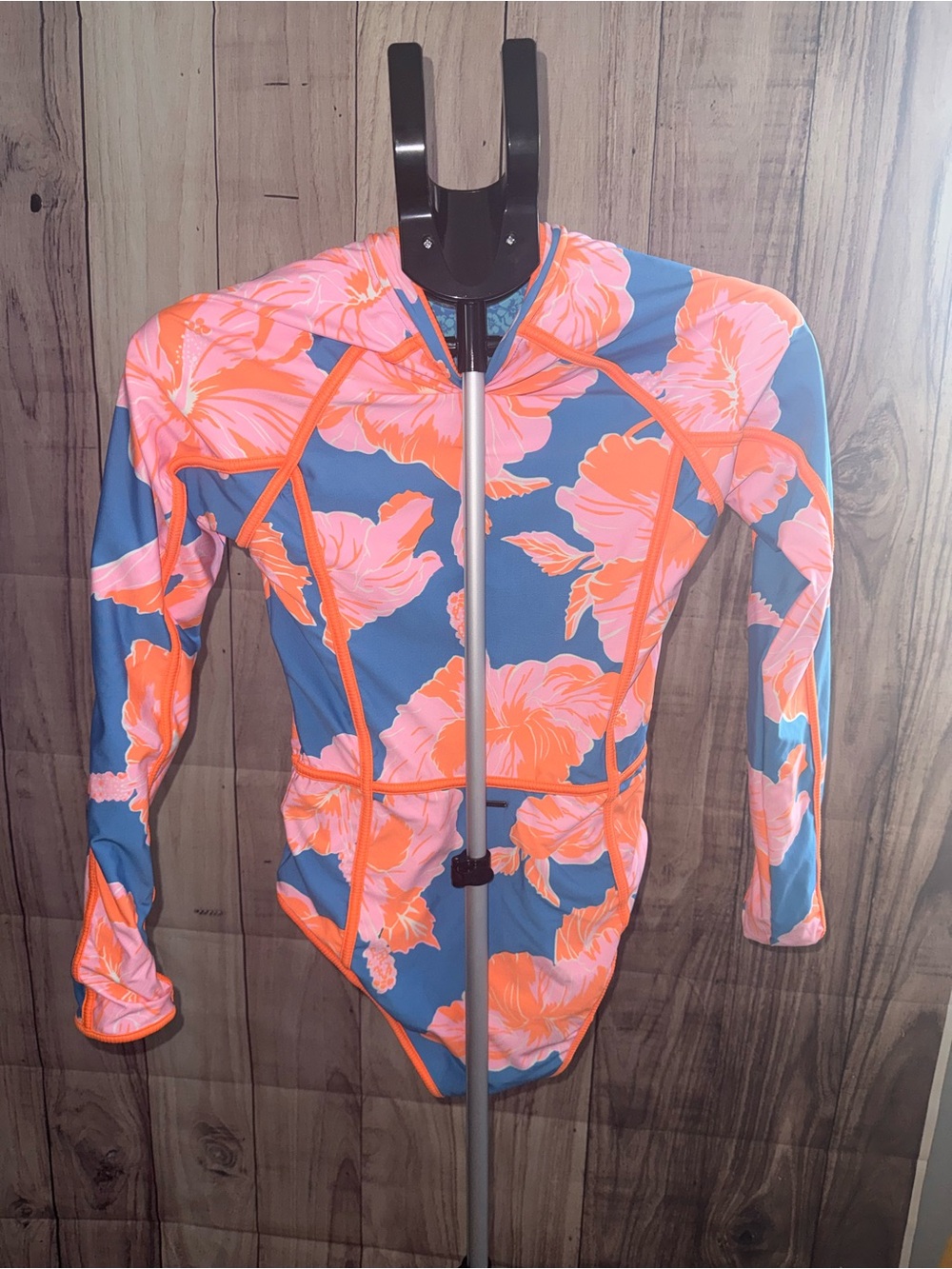 Long-Sleeve Floral Zip Front Swimsuit in Blue/Orange - Picture 4 of 9